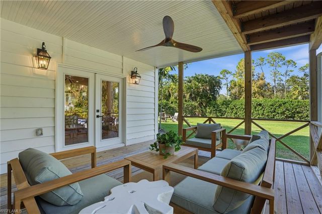 6260 Waxmyrtle WAY, Naples, FL 34109