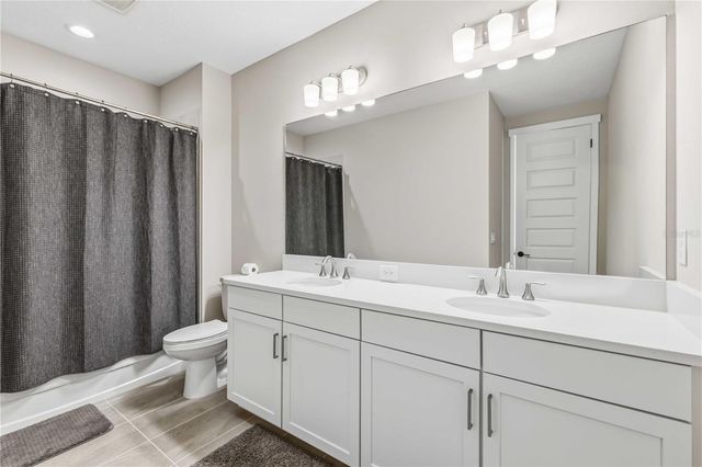 17109 SWEETWATER VILLAGE DRIVE, Lakewood Ranch, FL 34211