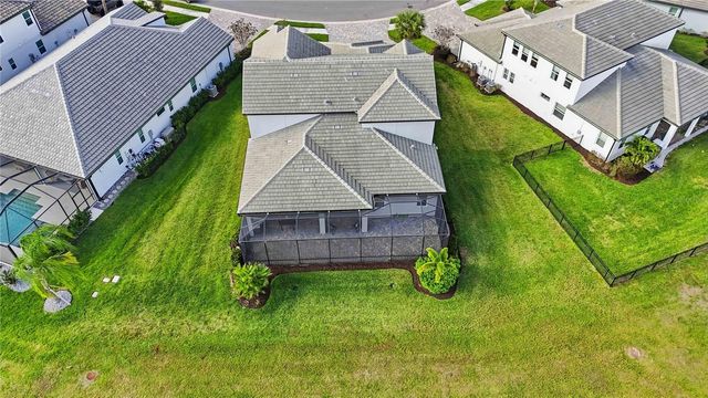 17109 SWEETWATER VILLAGE DRIVE, Lakewood Ranch, FL 34211