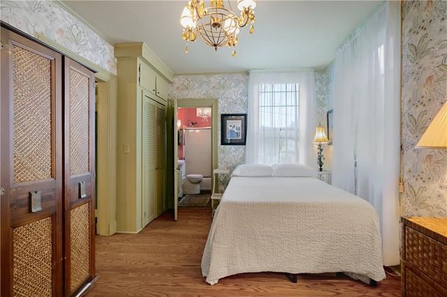 15 Ayrault Street 1, Newport, RI 02840