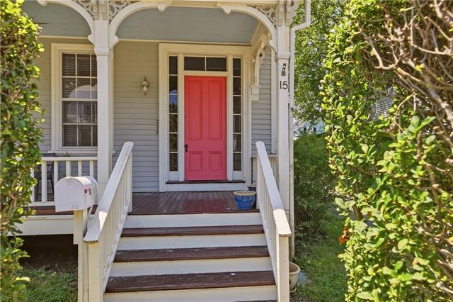15 Ayrault Street 1, Newport, RI 02840