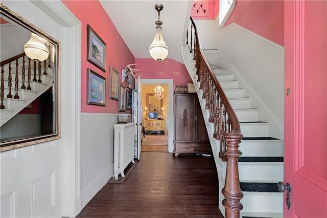 15 Ayrault Street 1, Newport, RI 02840