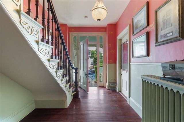 15 Ayrault Street 1, Newport, RI 02840
