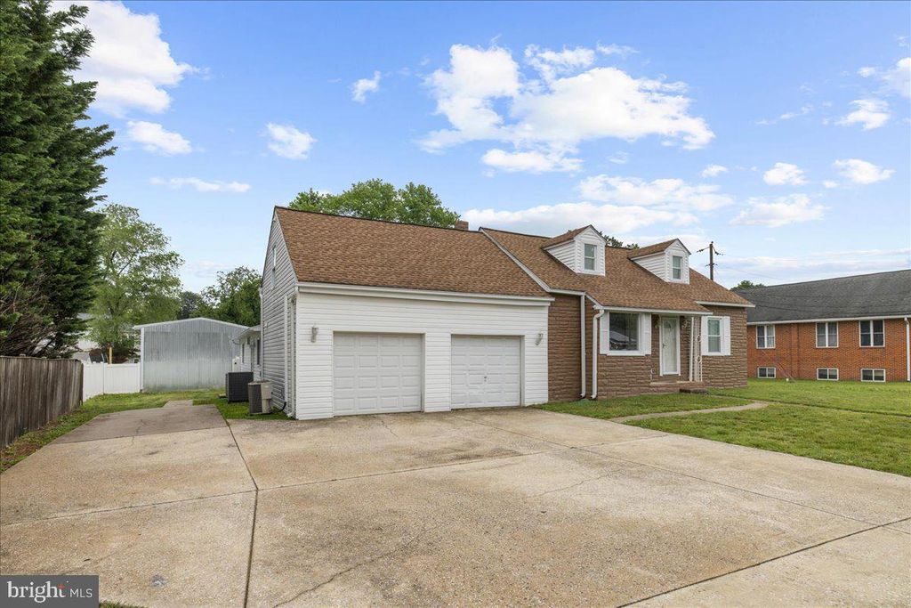 7965 TICK NECK ROAD, Pasadena, MD 21122