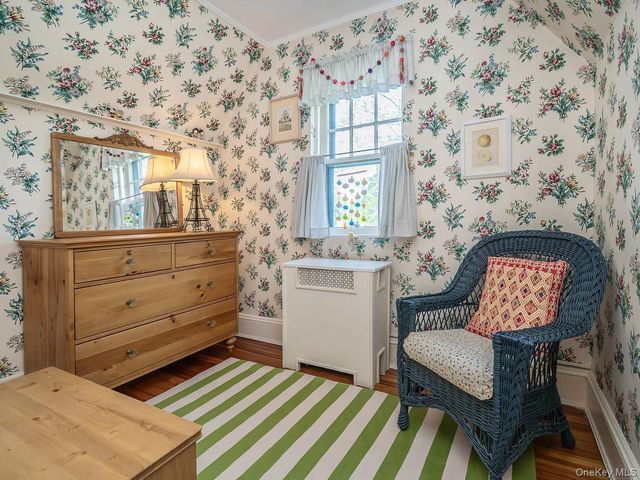 227 Littleworth Lane, Sea Cliff, NY 11579