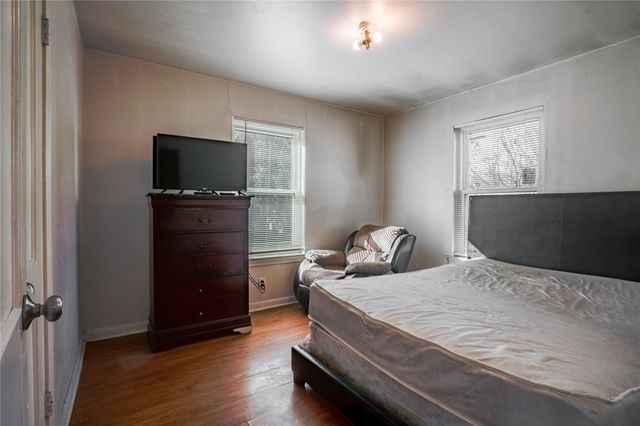 3258 Abney Avenue, Fort Worth, TX 76110