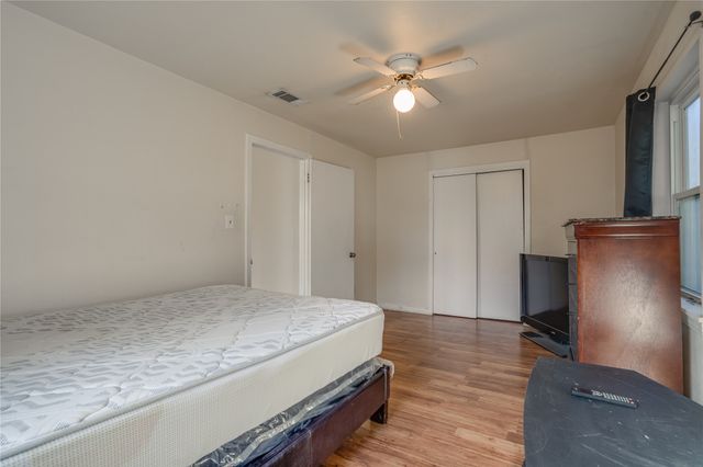 3258 Abney Avenue, Fort Worth, TX 76110