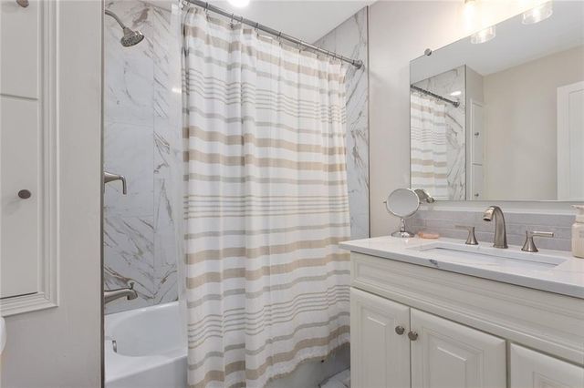 1304 Nashua Road, Liberty, MO 64068