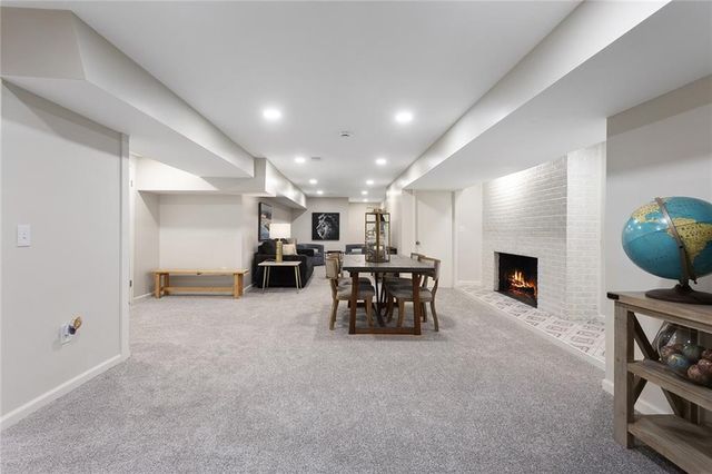 1304 Nashua Road, Liberty, MO 64068