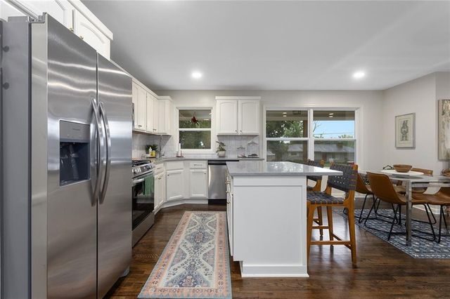 1304 Nashua Road, Liberty, MO 64068