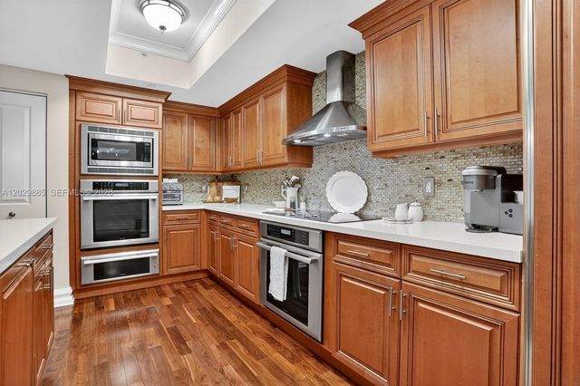 1200 Hillsboro Mile 2203, Hillsboro Beach, FL 33062