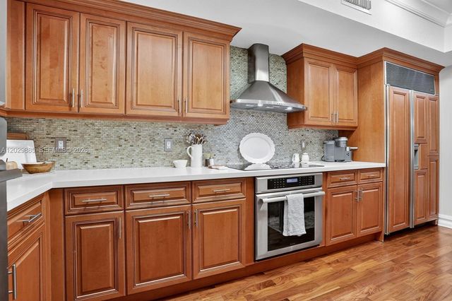 1200 Hillsboro Mile 2203, Hillsboro Beach, FL 33062