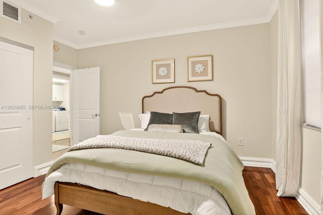 1200 Hillsboro Mile 2203, Hillsboro Beach, FL 33062