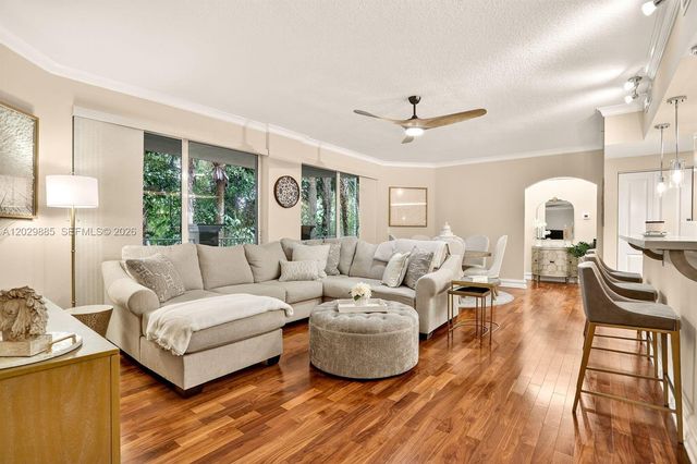 1200 Hillsboro Mile 2203, Hillsboro Beach, FL 33062