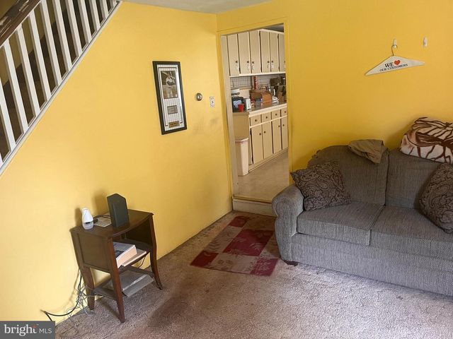 710 MANATAWNY ST, Pottstown, PA 19464