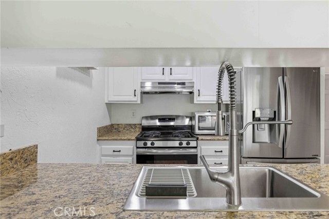 1124 S Clifpark C37P, Anaheim, CA 92805