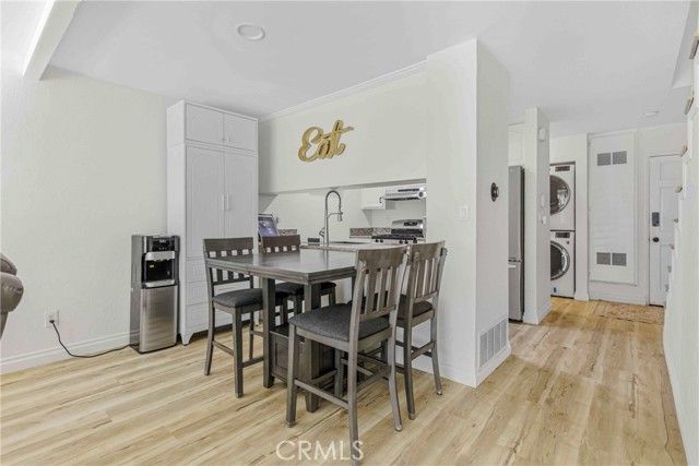 1124 S Clifpark C37P, Anaheim, CA 92805