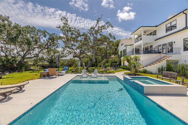 166 Hampton Point Drive, St Simons Island, GA 31522