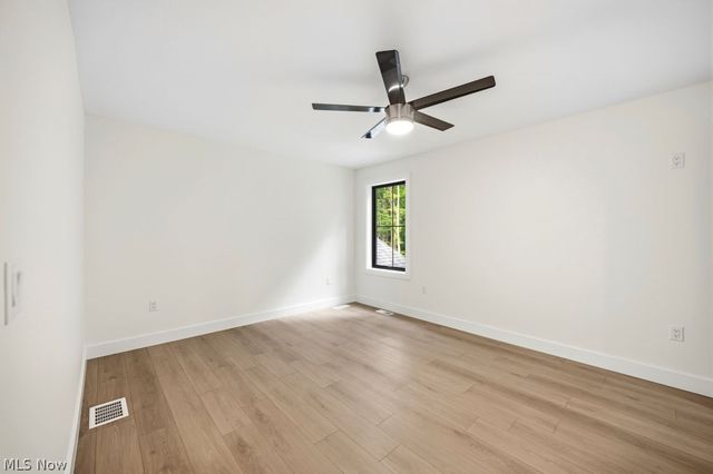 5264 Century Bay Avenue, Ashtabula, OH 44004