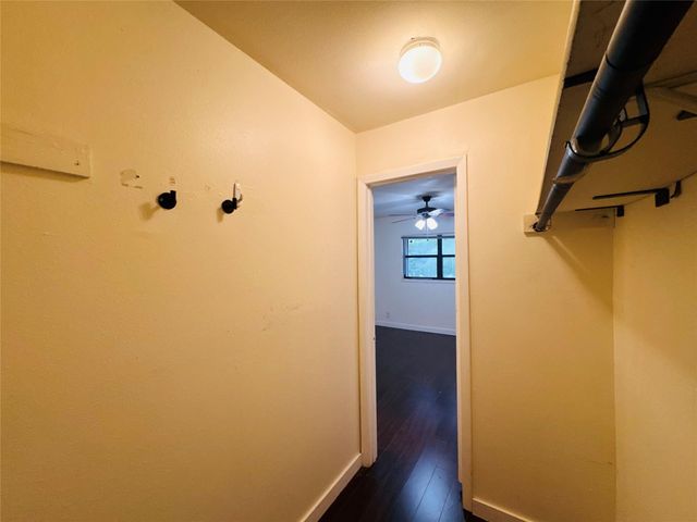 4090 N Pine Island Rd 301, Sunrise, FL 33351