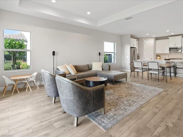 3980 Pegasus WAY, Naples, FL 34120