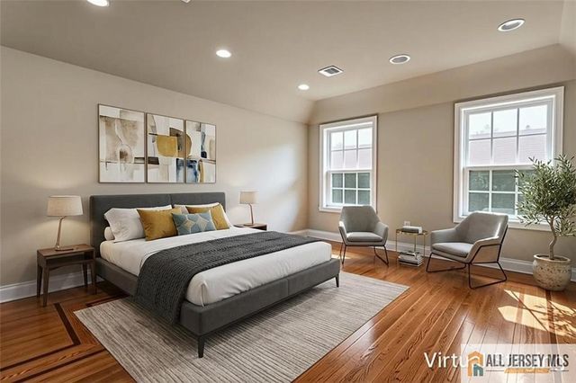 12 White Oak Lane 112, Matawan, NJ 07747