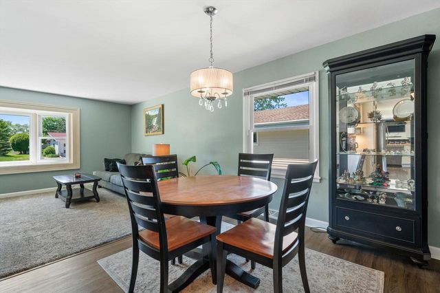 5358 Mulberry DRIVE, Greendale, WI 53129