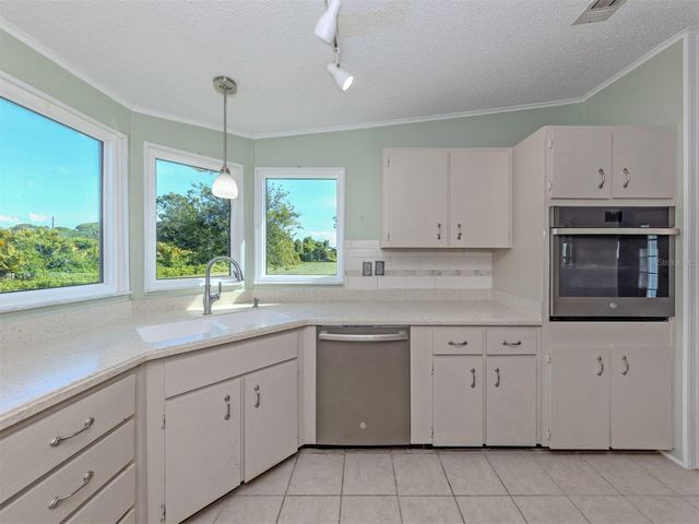 592 PORTSIDE DRIVE, North Port, FL 34287