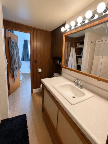 722 WRIGHT STREET, Oshkosh, WI 54901