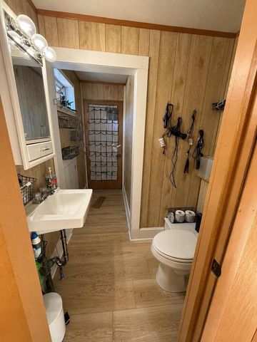 722 WRIGHT STREET, Oshkosh, WI 54901
