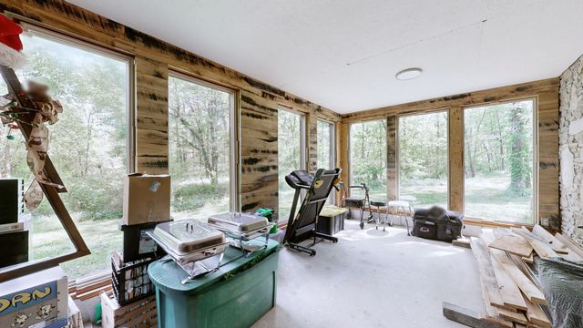 9695 Hartsville Pike, Lebanon, TN 37087