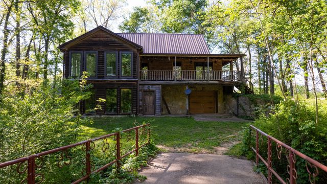 9695 Hartsville Pike, Lebanon, TN 37087