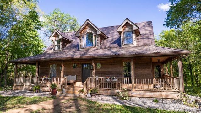 9695 Hartsville Pike, Lebanon, TN 37087