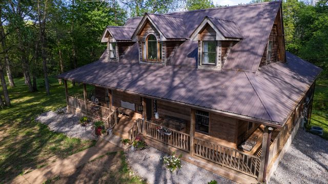 9695 Hartsville Pike, Lebanon, TN 37087