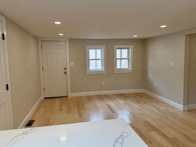 15 River Street 1, Beverly, MA 01915