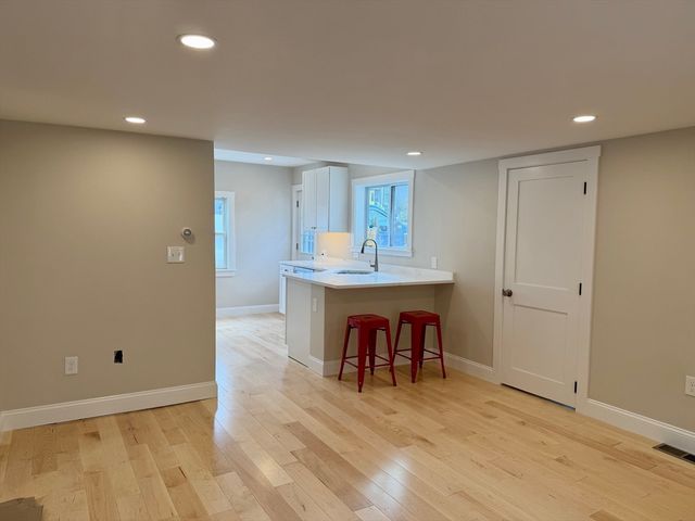15 River Street 1, Beverly, MA 01915