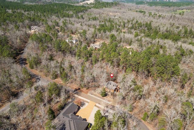 16 Perfecto Lane, Hot Springs Village, AR 71909