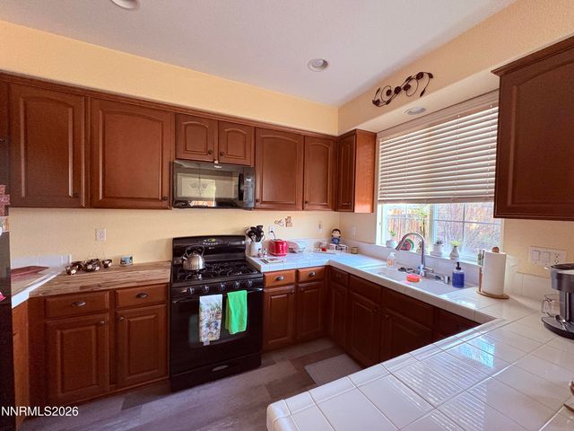 6748 Panther Creek Drive, Sparks, NV 89436