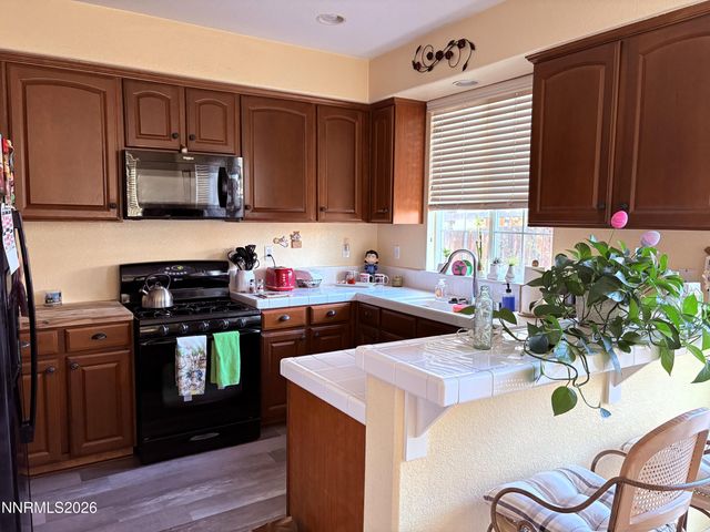 6748 Panther Creek Drive, Sparks, NV 89436