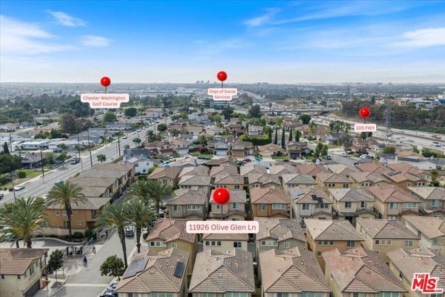 11926 Olive Glen Lane, Los Angeles, CA 90047