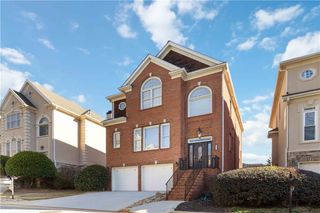 2450 Vivian Circle, Decatur, GA 30030