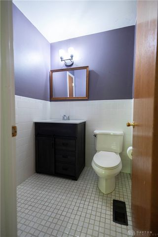 9836 Washington Church Road, Washington Twp, OH 45342