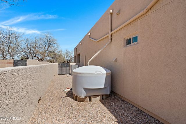 5640 S EQUESTRIAN Place, Hereford, AZ 85615