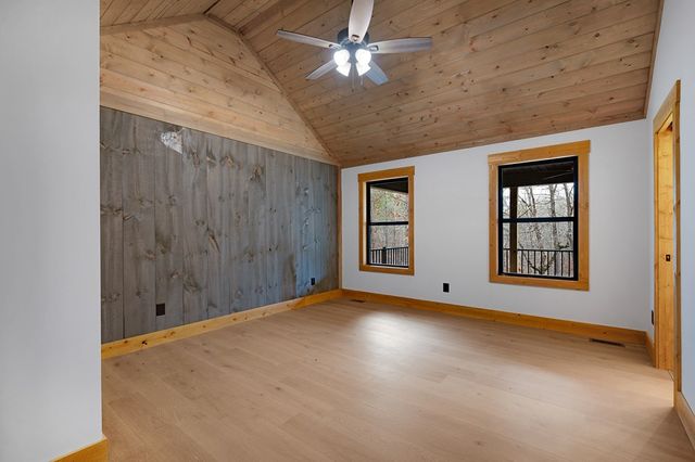 152 Noah Court, Ellijay, GA 30540