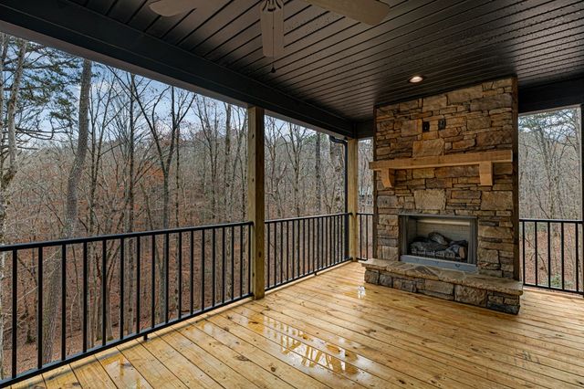 152 Noah Court, Ellijay, GA 30540