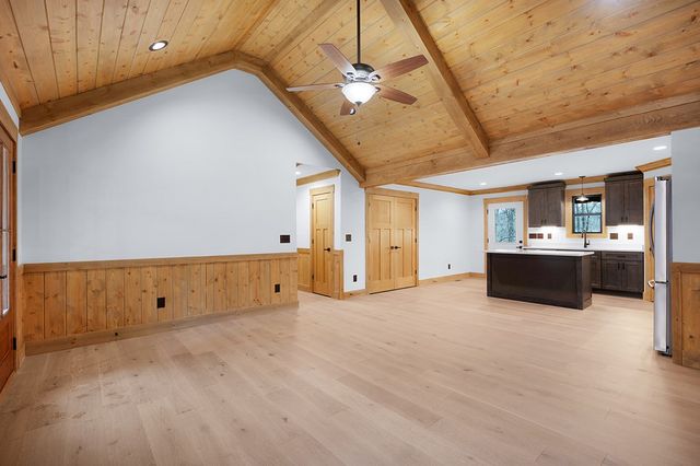 152 Noah Court, Ellijay, GA 30540