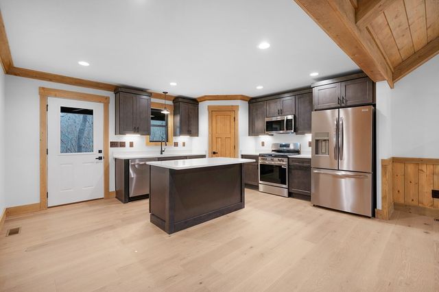 152 Noah Court, Ellijay, GA 30540