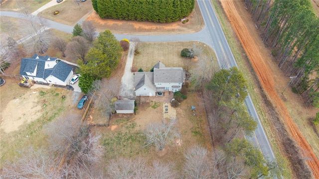 107 Cottonwood Lane, Summerfield, NC 27358