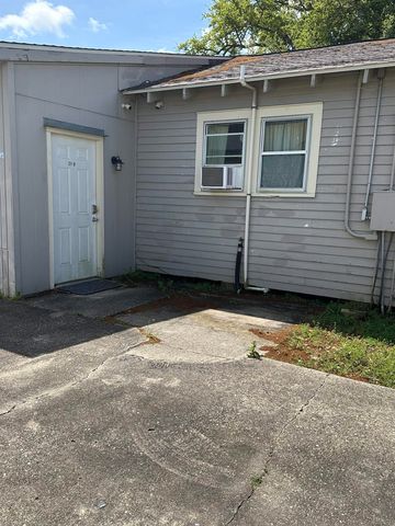 311 A & B Engeron Street, Houma, LA 70363