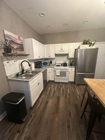311 A & B Engeron Street, Houma, LA 70363
